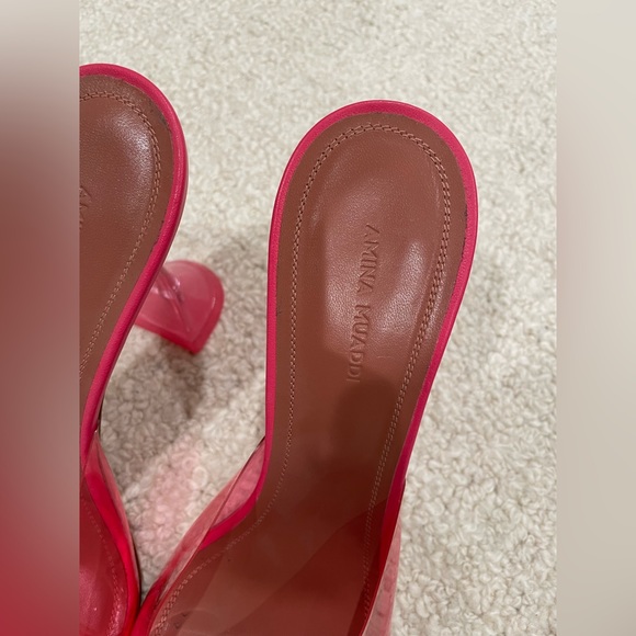 Amina Muaddi - Picture 7 of 9